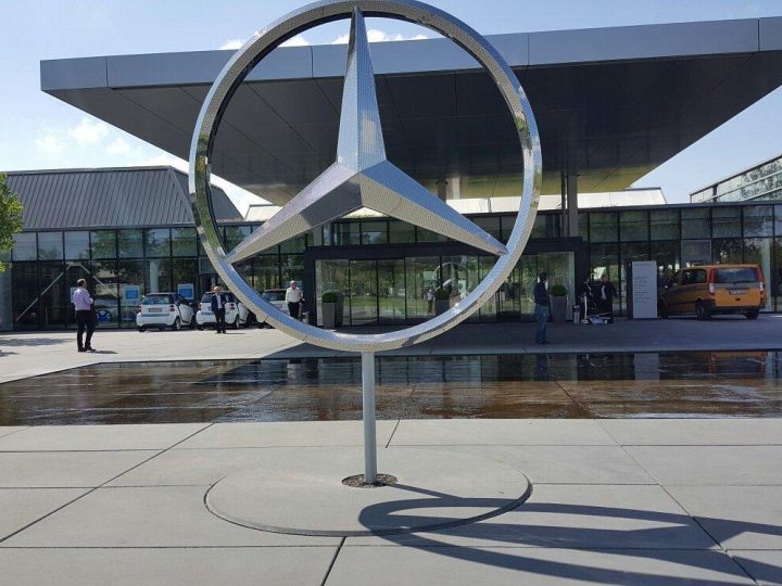 Mercedes-Benz ทุ่มเงินก้อนโต! ลาออกตอนนี้ รับไปเลยสูงสุด 18.3 ล้านบาทในเยอรมนี