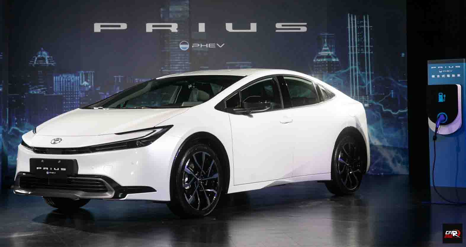TOYOTA PRIUS PHEV G 2.0L วิ่งไฟฟ้า 83 กม. WLTC ราคา 1.07 ล้านบาทในญี่ปุ่น