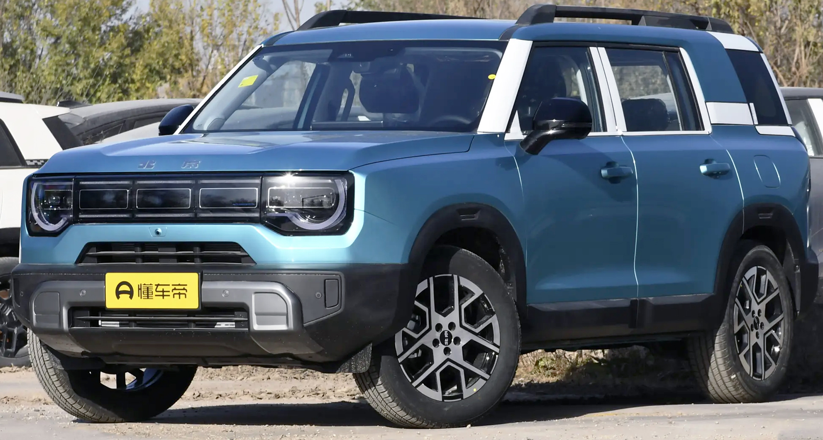 รวมภาพคันจริงในจีน! BAIC BJ30 SUV 1.5T 188 แรงม้า ราคา 400,000 – 561,000 บาท