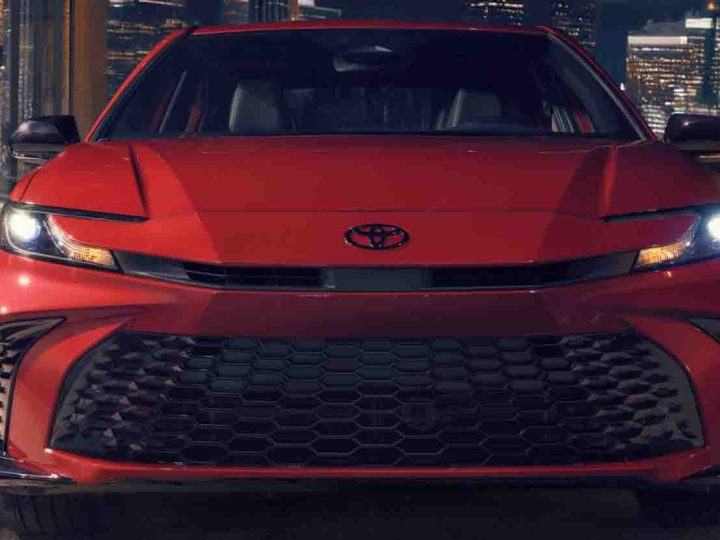 TOYOTA เปิดตัว CAMRY Nightshade Edition ในสหรัฐฯ เสริมความสปอร์ตดุดัน ด้วยชุดสีดำเงา