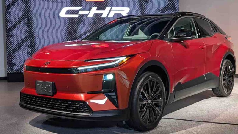 ภาพคันจริง TOYOTA C-HR BEV ในสหรัฐฯ 74.7kWh 467 กม./ชาร์จ EPA