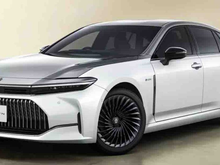 เปิดราคา 1.72 ล้านบาทในญี่ปุ่น TOYOTA Crown Sedan รุ่นพิเศษฉลอง 70 ปี HYBRID , FCEV