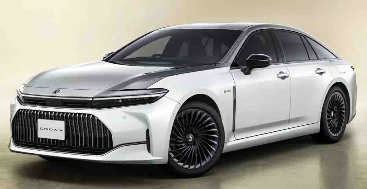 เปิดราคา 1.72 ล้านบาทในญี่ปุ่น TOYOTA Crown Sedan รุ่นพิเศษฉลอง 70 ปี HYBRID , FCEV