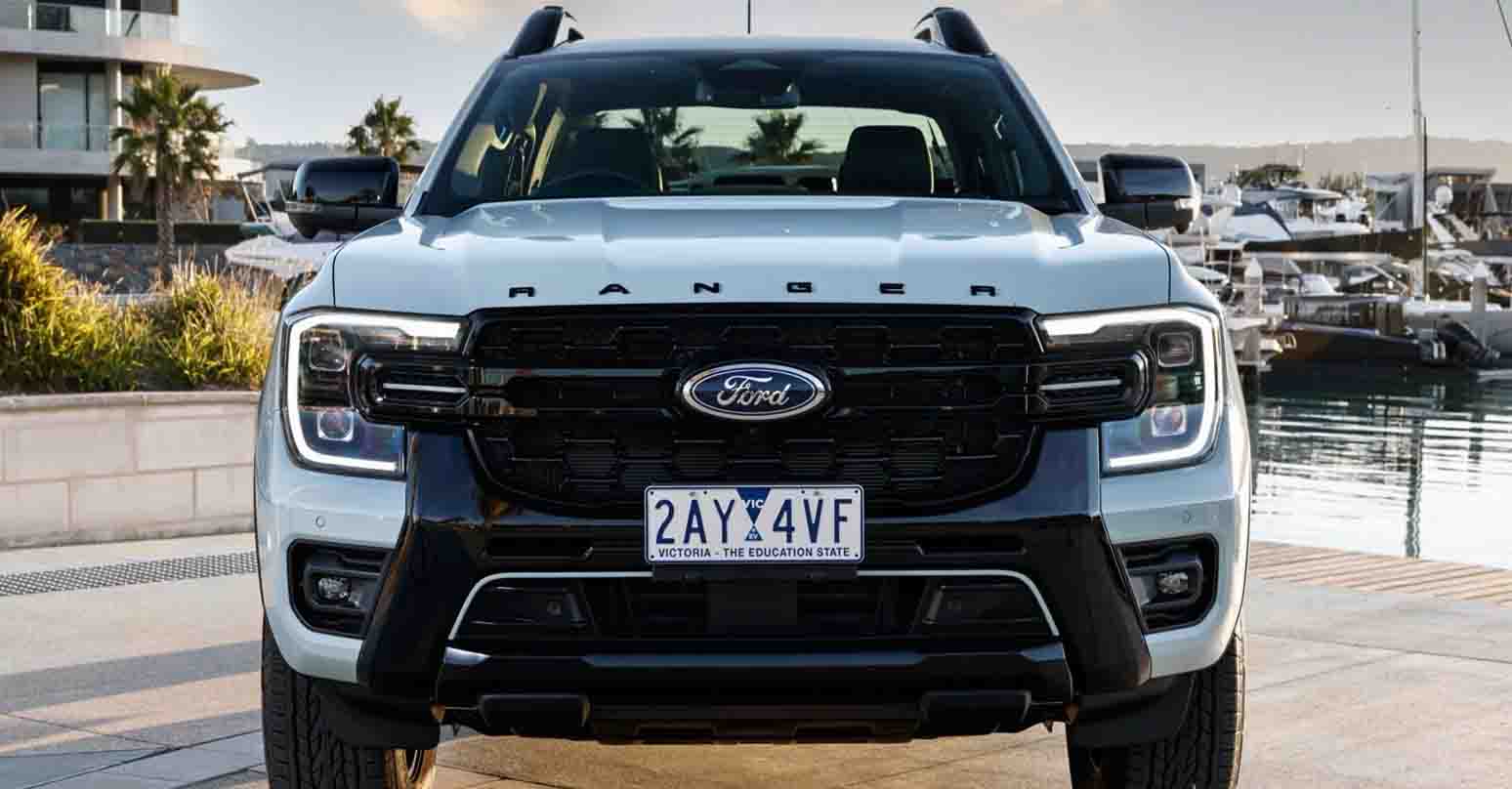 อนาคตเครื่องยนต์สะเทือน! FORD ส่งสัญญาณเลิกผลิต ICE เอง สู่ยุคแห่งการ “เอาต์ซอร์ซ” ผลิตแทน