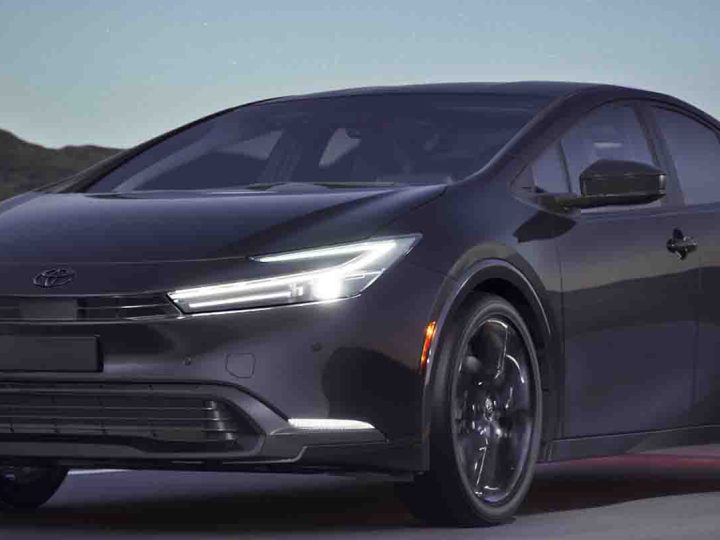 เปิดราคา 1.22 ล้านบาท TOYOTA PRIUS Nightshade Edition ปลั๊กอินไฮบริด ในสหรัฐฯ