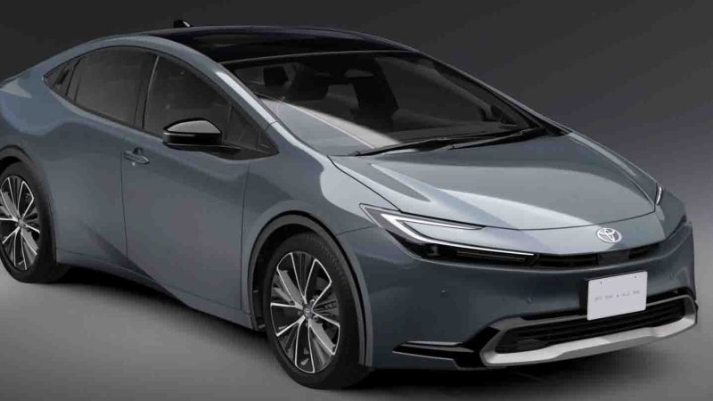 10 รถยนต์ประหยัดน้ำมันมากสุดแห่งปี 2025 ในสหรัฐฯ TOYOTA PRIUS อันดับ 1 24.23 กม./ลิตร EPA