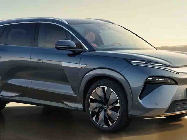 ยืนยันขายพวงมาลัยขวาในออสเตรเลียต้นปีหน้า BYD SEALION 8 PHEV SUV ขนาดใหญ่ 7 ที่นั่ง