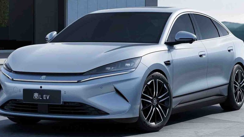 BYD QIN L EV 470 – 545 กม./ชาร์จ ราคา 560,000 – 635,000 บาทในประเทศจีน