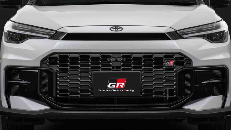 ราคา 864,000 บาทในญี่ปุ่น TOYOTA COROLLA CROSS GR SPORT 2025 2.0 ไฮบริด 198 แรงม้า E-FOUR