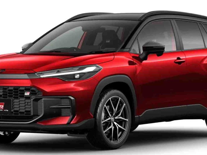 TOYOTA COROLLA CROSS GR SPORT 2025 2.0 ไฮบริด 198 แรงม้า E-FOUR ราคาญี่ปุ่น 857,000 บาท