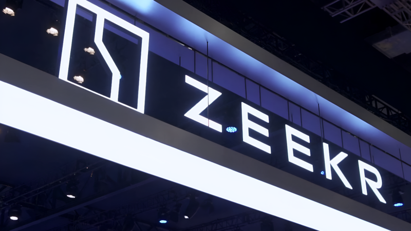 ZEEKR เผชิญการตรวจสอบกรณี ยอดขายรถมือสอง ระยะทางศูนย์กิโลเมตร ในจีน