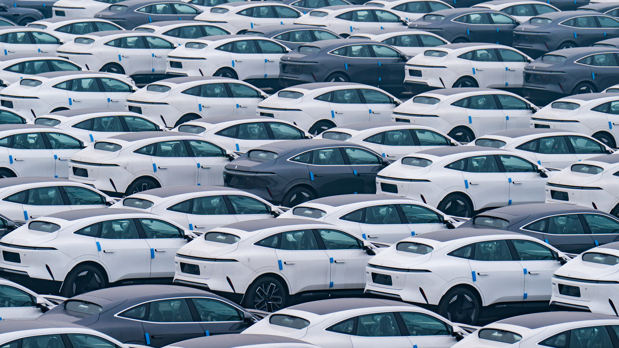 จีนผงาด! ผลิต-ขายรถยนต์ครึ่งปีแรก 2025 ทะลุ 15 ล้านคัน ส่งออก BEV+PHEV พุ่ง 75%