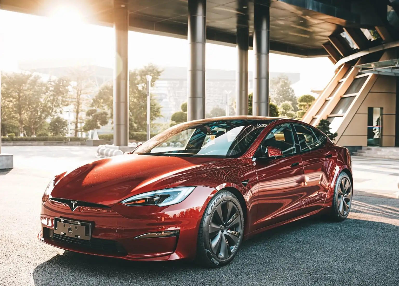 สะเทือนวงการ! TESLA โดนฟ้อง 11,338 ล้านบาทหลังระบบ Autopilot คร่าชีวิตสาววัย 22 ในสหัรฐฯ