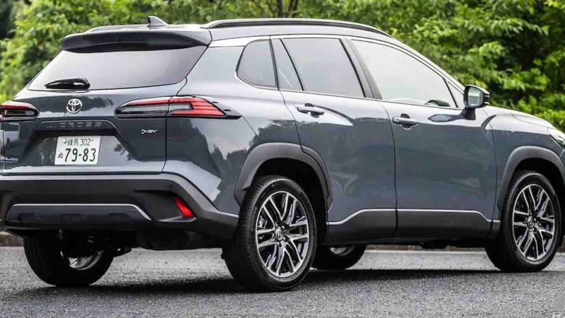 รวมภาพคันจริงในญี่ปุ่น TOYOTA Corolla CROSS MY2025 ราคา 606,000 – 811,000 บาท 1.8 HEV / 2.0 HEV FWD / AWD