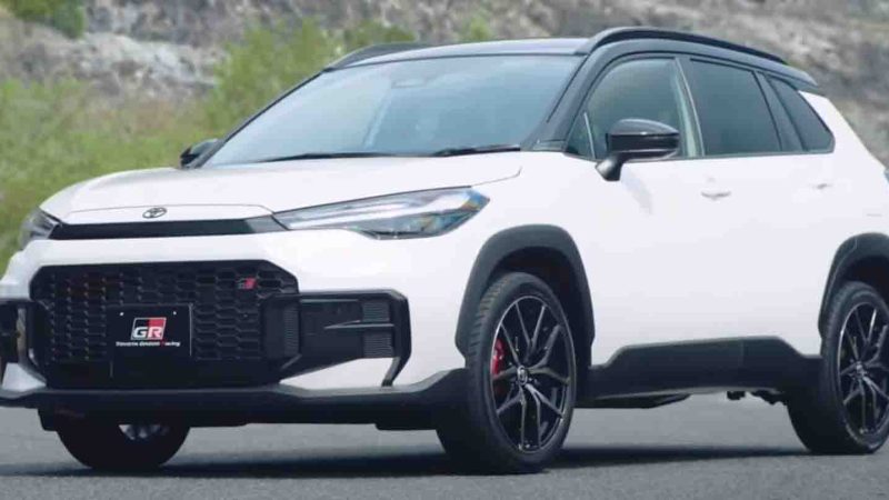 ภาพคันจริง! TOYOTA COROLLA CROSS GR SPORT 2025 2.0 ไฮบริด 198 แรงม้า E-FOUR ราคาญี่ปุ่น 857,000 บาท