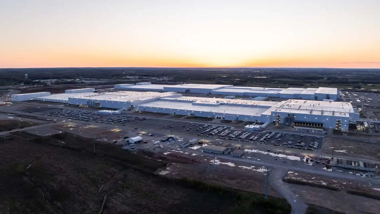 FORD เปิดโรงงานผลิตแบตเตอรี่ EV ในสหรัฐฯ ลงทุนกว่า 189,000 ล้านบาท