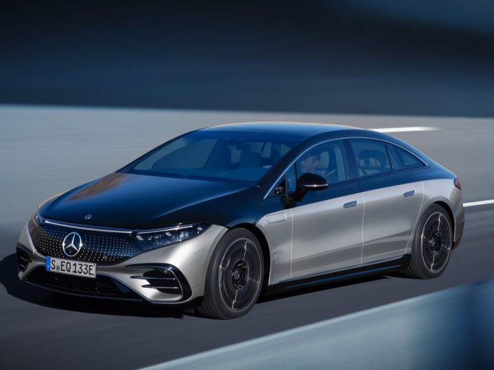 Mercedes-Benz เตรียมเลิกใช้ชื่อ “EQ” หันมาใช้ “Electric” แทน ชี้ชัดถึงการปรับกลยุทธ์ EV ระดับโลก