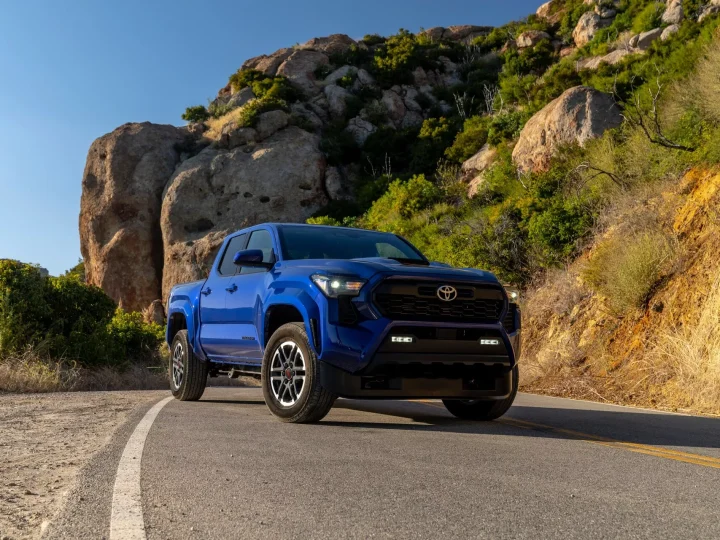 โตโยต้าเรียกคืนครั้งใหญ่ กระทบ Tacoma, Tundra และ Sequoia รวมกว่า 400,000 คันในสหรัฐฯ