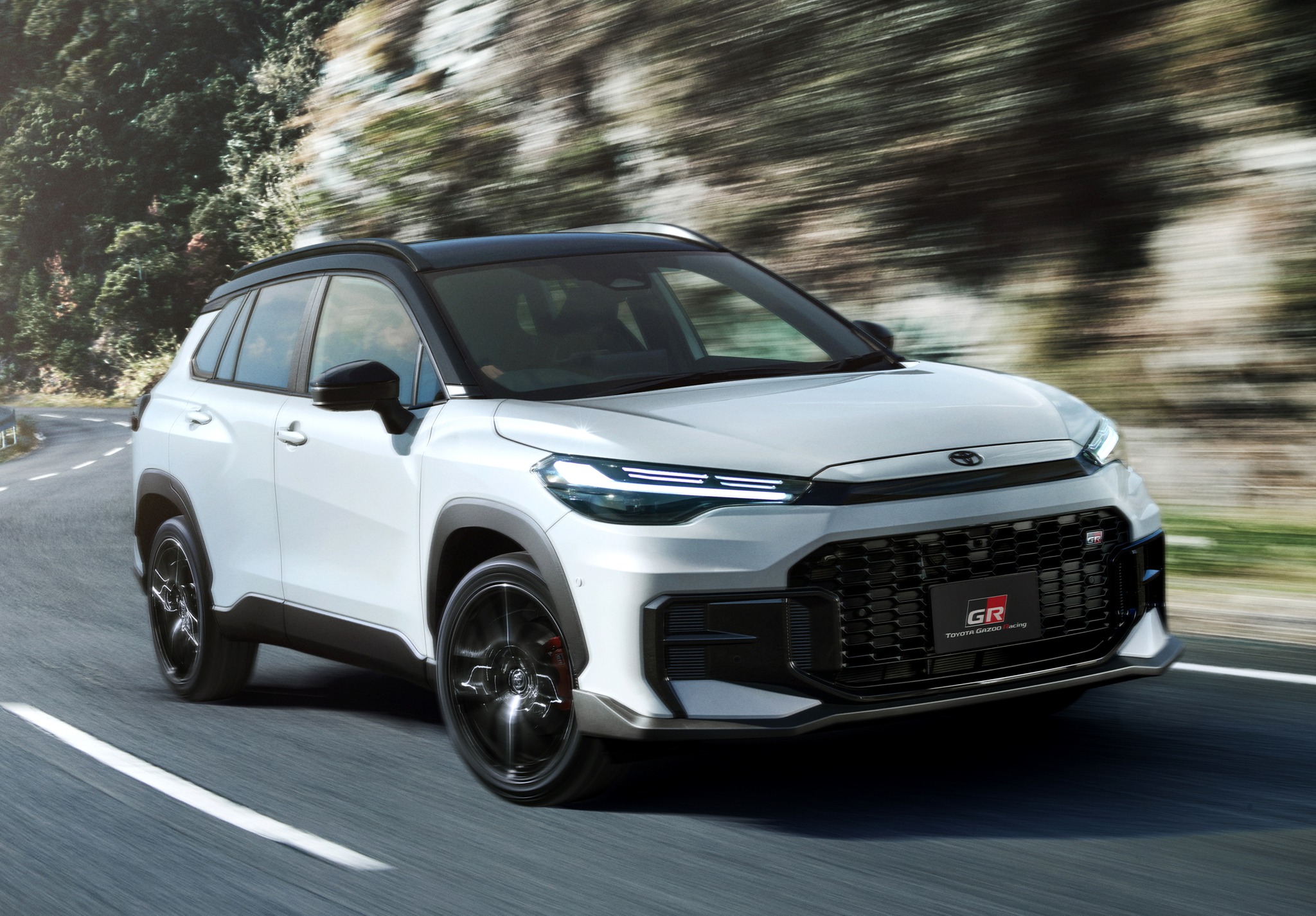 TOYOTA COROLLA CROSS GR SPORT ไมเนอร์เช้นจ์ ในออสเตรเลียราคา 1,073,000 บาท เบนซินไฮบริด 2.0 ลิตร 4WD ประหยัด 23.3 กม./ลิตร WLTC