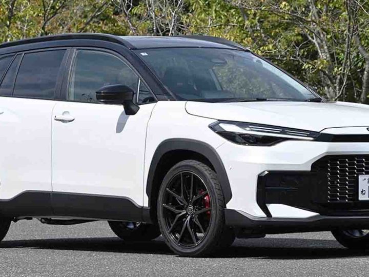 รวมภาพคันจริง! ราคาญี่ปุ่น 828,000 บาท TOYOTA COROLLA CROSS GR SPORT 2025 2.0 ไฮบริด 195 แรงม้า E-FOUR