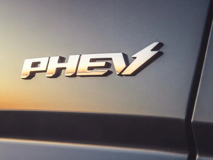 T&E แฉยับ! รถ PHEV แค่ “ภาพลวงตาเขียว” ตัวจริงกินน้ำมันจัด ปล่อยคาร์บอนเพียบ