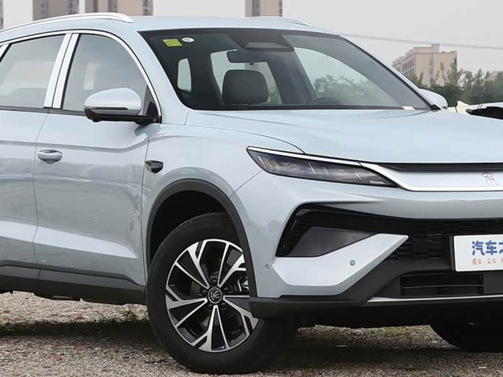 เปิดราคา 449,000 – 575,000 บาทในจีน BYD Song Pro DM-i รุ่นปี 2026 วิ่งไฟฟ้า 133 – 220 กม.