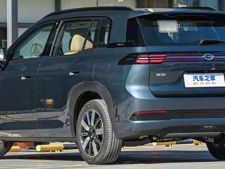 รวมภาพคันจริง GAC AION i6 EREV วิ่งไฟฟ้า 210 กม. พร้อมรุ่น BEV ให้เลือก เปิดขายจีน 546,000 บาท