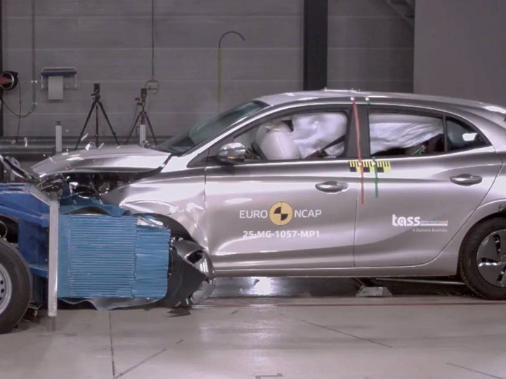 MG 3 HYBRID+ เรียกคืน 10,516 คันในออสเตรเลีย หลังพบเบาะคนขับปลดล็อกเองระหว่างการชน