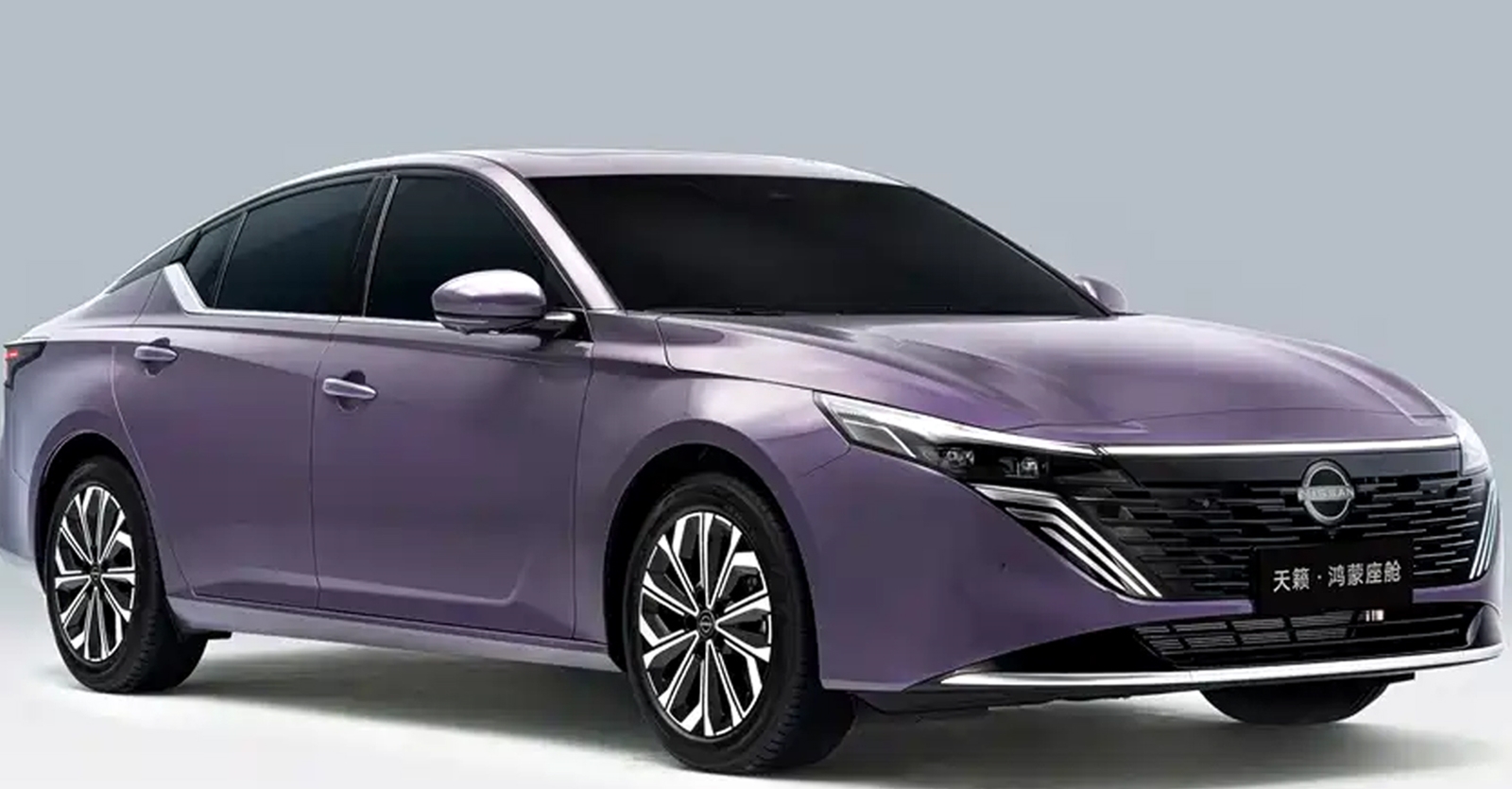 ยอดขายกว่า 10,432 คันในจีน NEW NISSAN Teana ราคา 593,000 บาท