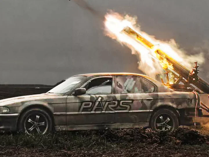 ยูเครนดัดแปลง BMW 7-Series (E38) เป็น “รถยิงจรวด” แบบชั่วคราว เมื่อรถหรูถูกใช้ในสงครามยุคโดรน