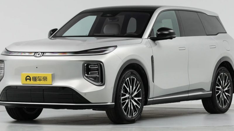 ภาพคันจริงในจีน! Changan Qiyuan/NEVO Q07 REEV วิ่งไฟฟ้า 145 – 215 กม. ราคา 581,000 – 769,000 บาท