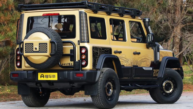 รวมภาพคันจริง! ราคา 925,000 ในจีน 212 T01 Highland Edition เบนซินเทอร์โบ 2.0