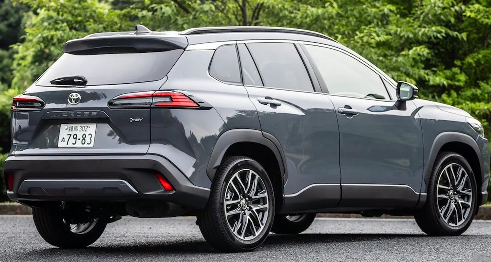 ประหยัด 26.4 กม./ลิตร WLTC ในญี่ปุ่น : TOYOTA COROLLA CROSS 1.8 HEV E-Four ราคา 545,000 บาท