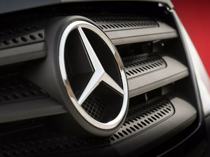 Mercedes benz ปิดคดี “ดีเซลเกต” จ่ายชดเชยโดยรวม 73,000 ล้านบาท