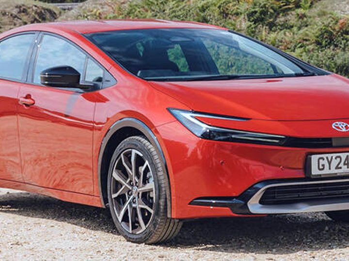 รวมภาพคันจริงในญี่ปุ่น! TOYOTA PRIUS PHEV  2.0L วิ่งไฟฟ้า 83 กม. WLTC ราคา 776,000 บาท ในญี่ปุ่น