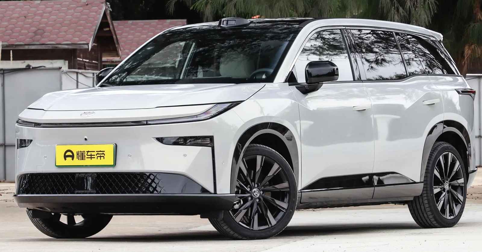 รวมภาพคันจริงในจีน! GAC TOYOTA Platinum 3X 520 – 620 กม./ชาร์จ ราคา 494,000 –  719,000 บาท