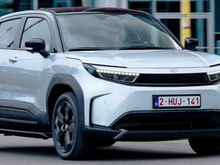 รวมภาพคันจริง! Toyota Urban Cruiser ใหม่ รถไฟฟ้า B-SUV “ตัวจริง” แบต 49/61 kWh เลือก FWD/AWD วิ่งไกลสุด 426 กม. (WLTP)