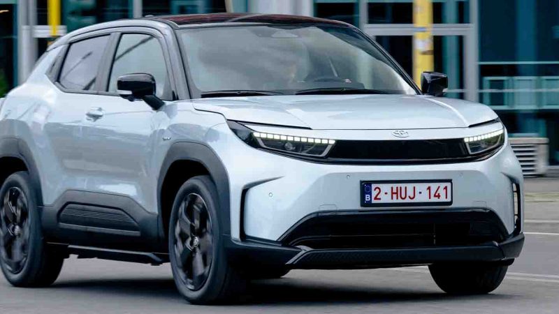 รวมภาพคันจริง! Toyota Urban Cruiser ใหม่ รถไฟฟ้า B-SUV “ตัวจริง” แบต 49/61 kWh เลือก FWD/AWD วิ่งไกลสุด 426 กม. (WLTP)