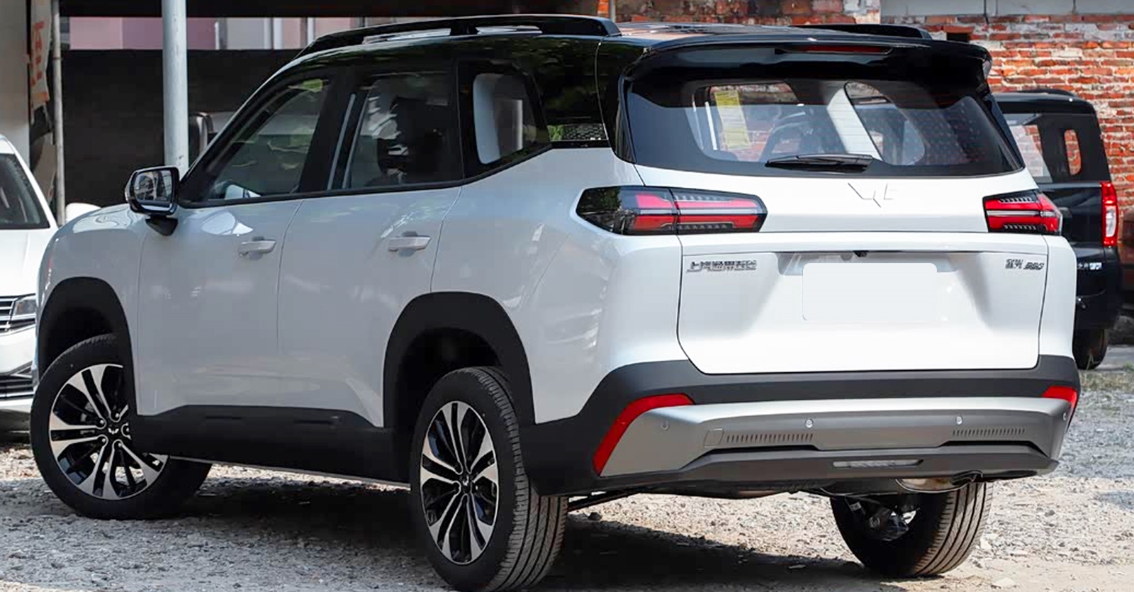 รวมภาพคันจริงในจีน! Wuling Starlight 560 PHEV/BEV/ICE ราคา 268,000 – 443,000 บาท