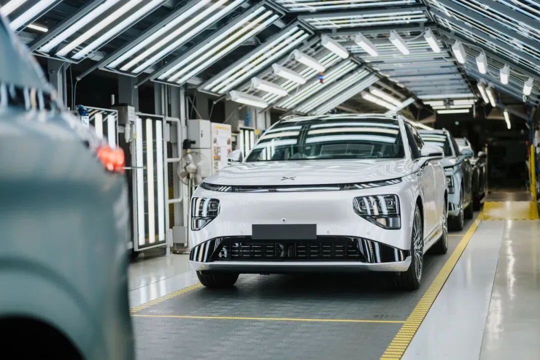 XPENG เร่งสายผลิตพวงมาลัยขวาปี 2026 ในมาเลเซีย อนาคตเตรียมผลิต EREV
