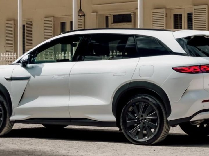 รวมภาพคันจริง! BYD SEALION 8 DM-i SUV 7 ที่นั่ง วิ่งไฟฟ้า 152 กม. ราคา 1.25 ล้านบาทในออสเตรเลีย