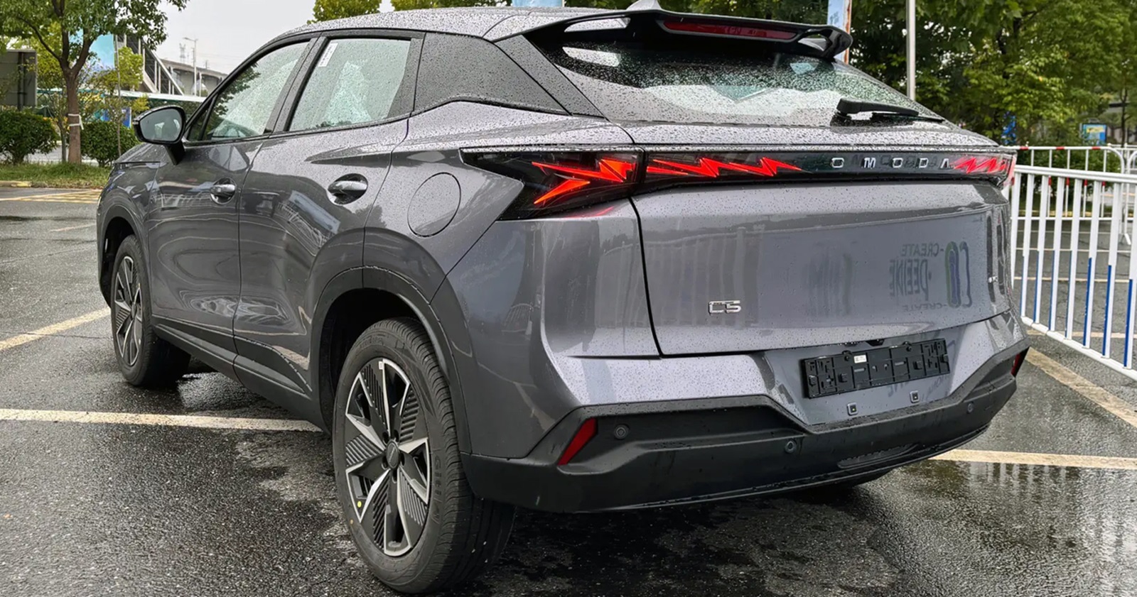 OMODA C5 โฉมใหม่ 2026 ปรับปรุงการออกแบบใหม่ยกชุด ลุยตลาด UK ครึ่งหลังปี 2026 ส่วนไทยมีลุ้นเปิดตัวเช่นกัน