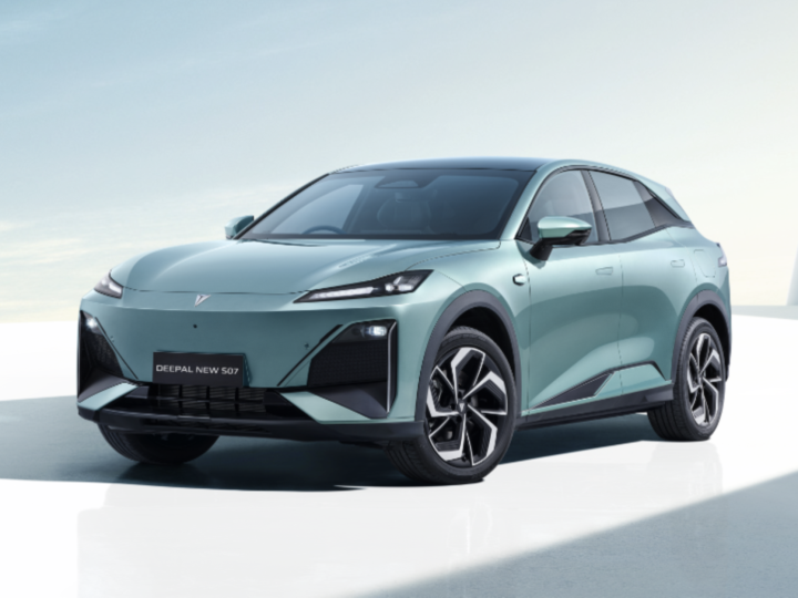DEEPAL S07L 560 กม./ชาร์จ NEDC MY2025 ราคา 999,000 บาท ดีลเลอร์บางเจ้า โปรหลังหักส่วนลดหลังบ้าน เคลียร์สต๊อก รถล็อตสุดท้าย สีรถมีจำนวนจำกัด