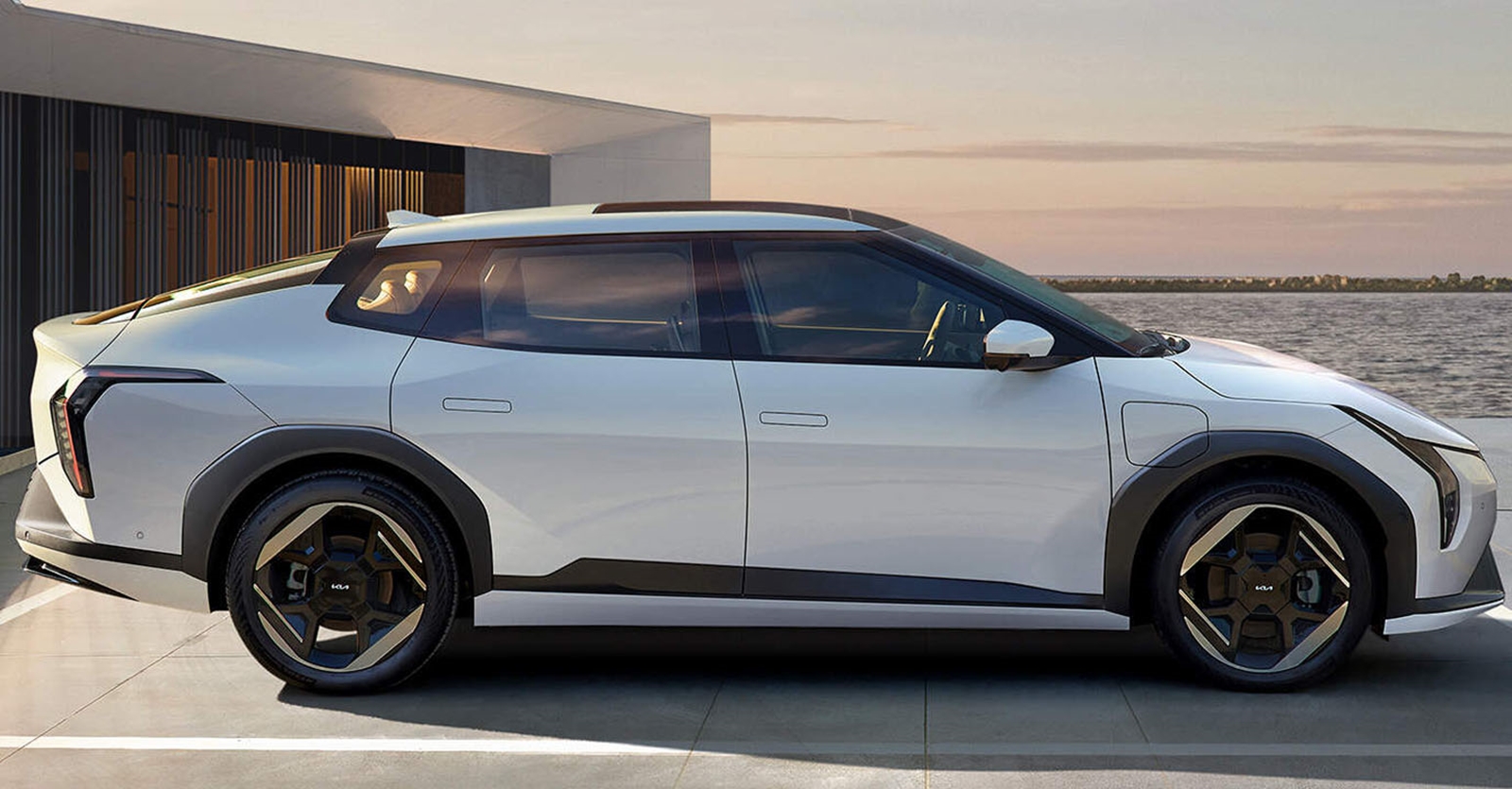 เปิดราคา 1.04 – 1.35 ล้านบาทในออสเตรเลีย KIA EV4 : 456 – 612 กม./ชาร์จ WLTP