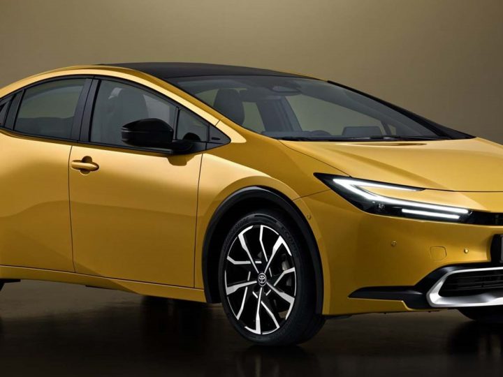 รวมภาพคันจริงในญี่ปุ่น ! TOYOTA PRIUS PHEV G Night Shade 26 กม./ลิตร WLTC ราคา 800,000 บาท วิ่งไฟฟ้า 83 กม. ในญี่ปุ่น