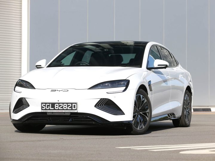 ราคาเพิ่ม 90,000 บาท BYD SEAL DYNAMIC 510 กม./ชาร์จ NEDC ราคา 989,900 บาท