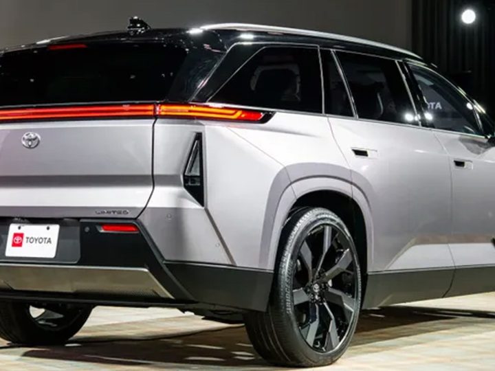 รวมมภาพคันจริง! Toyota Highlander EV 7 ที่นั่ง ในสหรัฐฯ 512 กม./ชาร์จ EPA