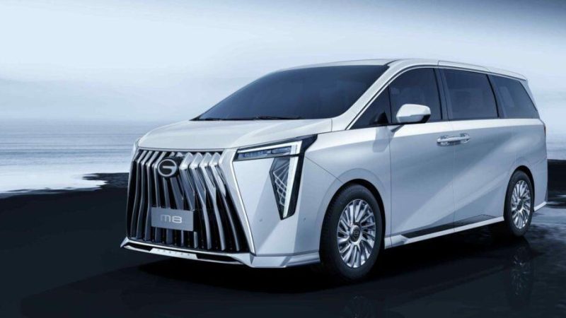 ลดลง 400,000 บาท เหลือ 2.09 ล้านบาท GAC M8 PHEV ปลั๊กอินไฮบริด วิ่งไฟฟ้า 120 กม. ฟรี! Lifetime Warranty: