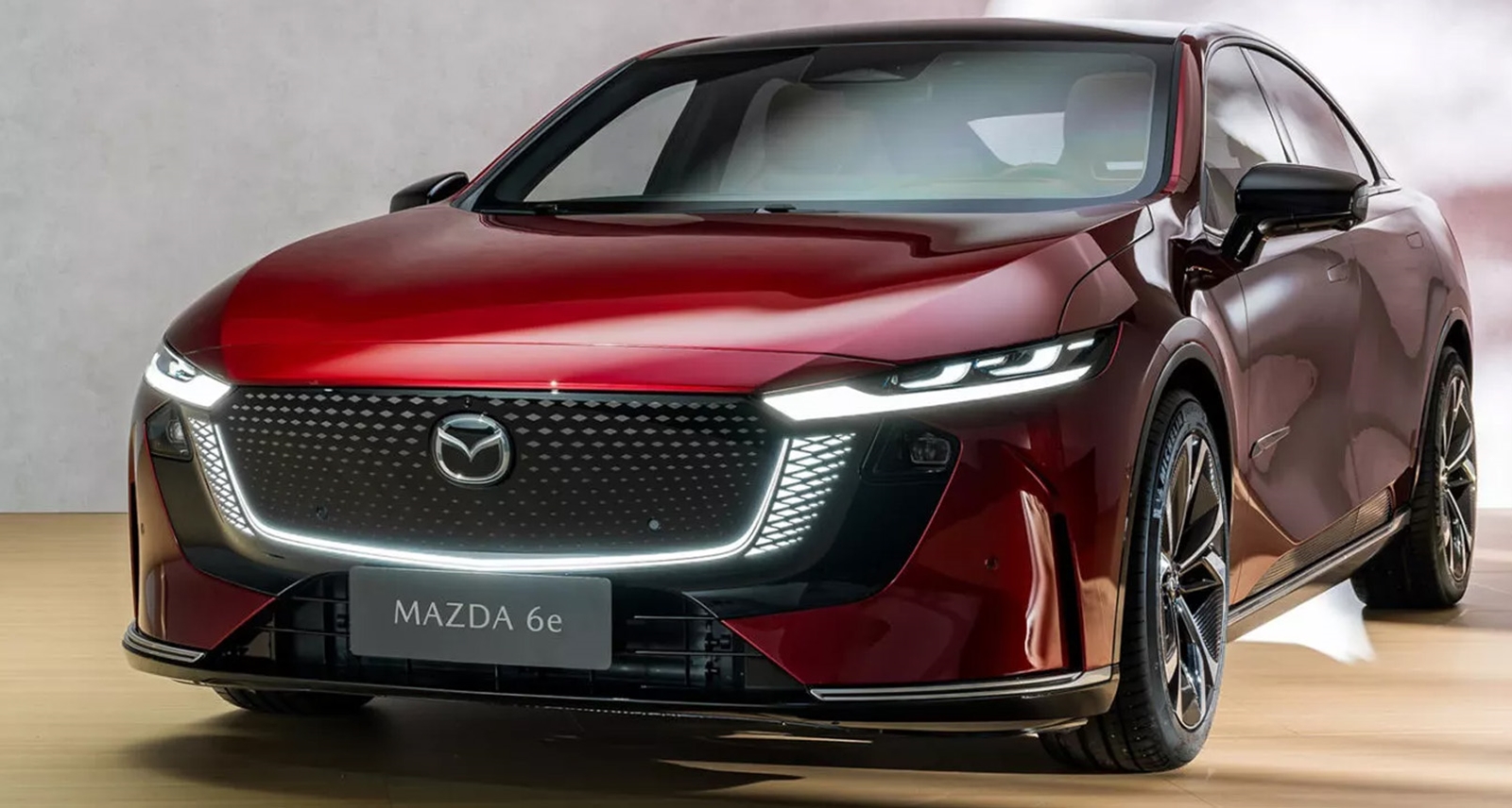 เปิดราคา 1.10 ล้านบาทในออสเตรเลีย MAZDA 6e ซีดานไฟฟ้า ใหม่ วิ่งไกล 560 กม. (WLTP)
