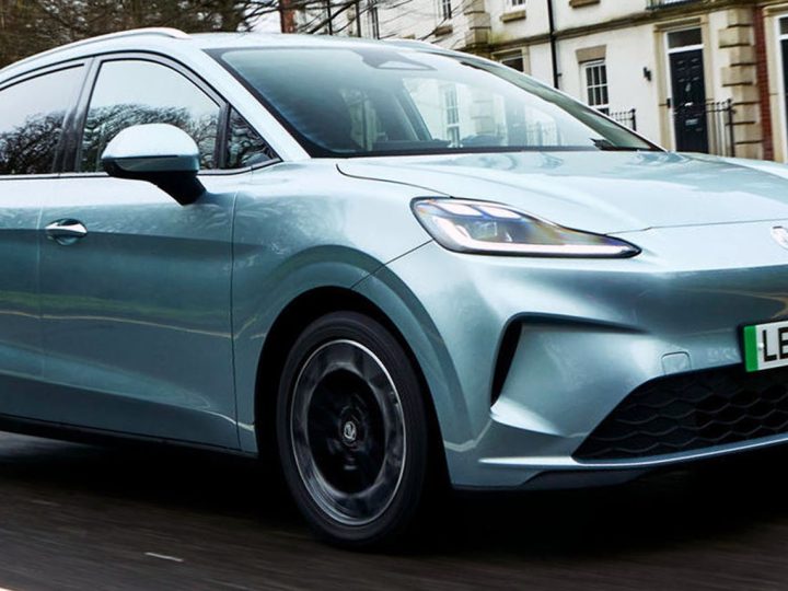 รวมภาพคันจริง พวงมาลัยขวาใน UK : MG 4 EV Urban ไฟฟ้าใหม่ 321 – 412 กม./ชาร์จ WLTP